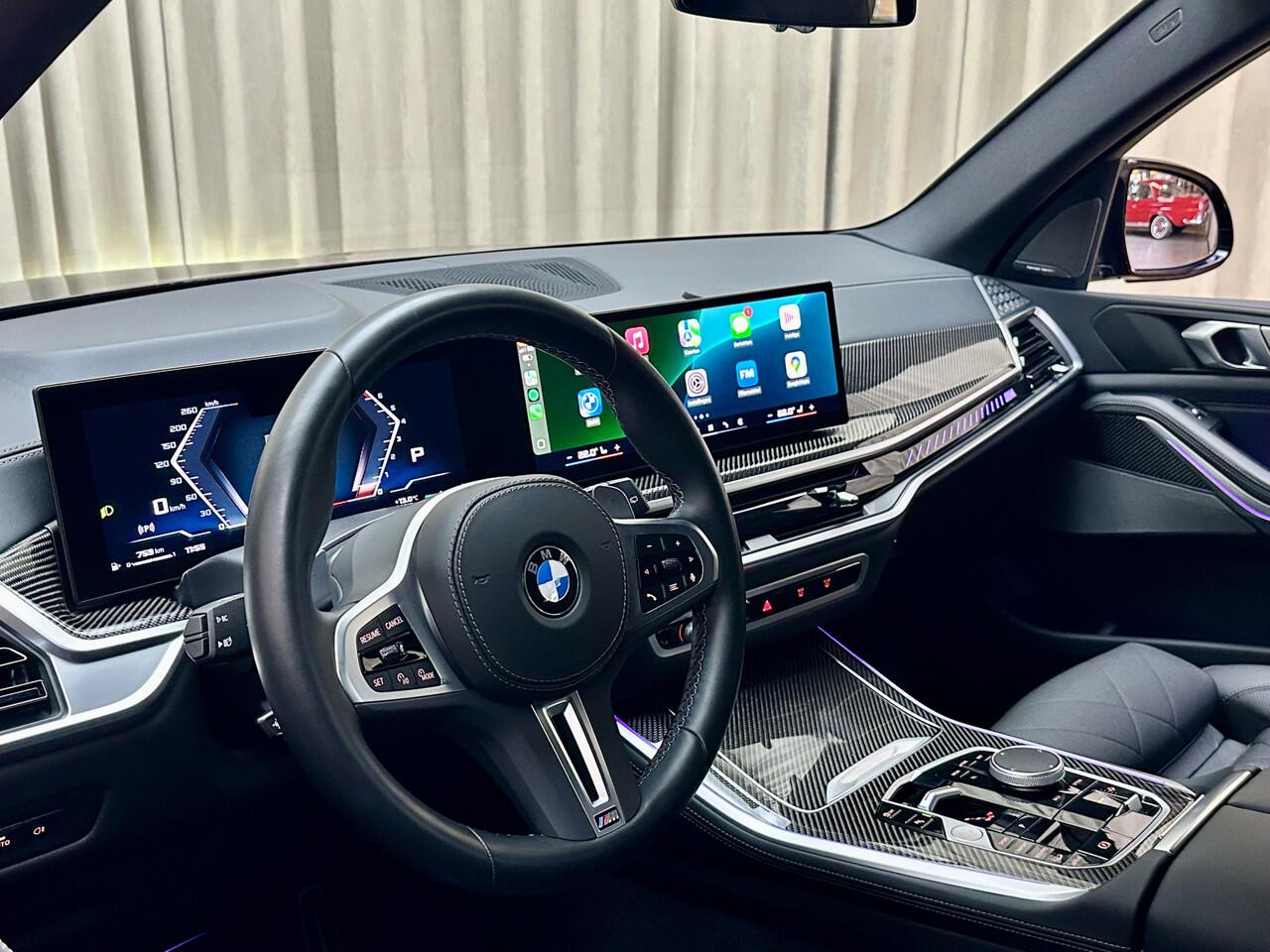 BMW X5 M60i xDrive 4.4 V8 TwinTurbo / 531 PK / 23" ALU / Carbon / Individual / M Sport / G05 LCI Facelift / Mora Purple / xDrive / HK Audio / Elec. Trekhaak