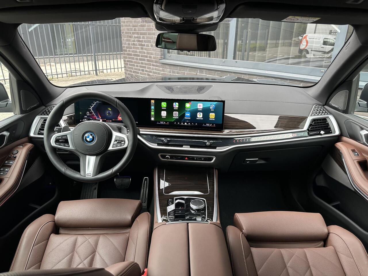 BMW X5 xDrive50e M Sport 4WBESTURING|HARMANKARDON|TREKHAAK|CARBONZWART