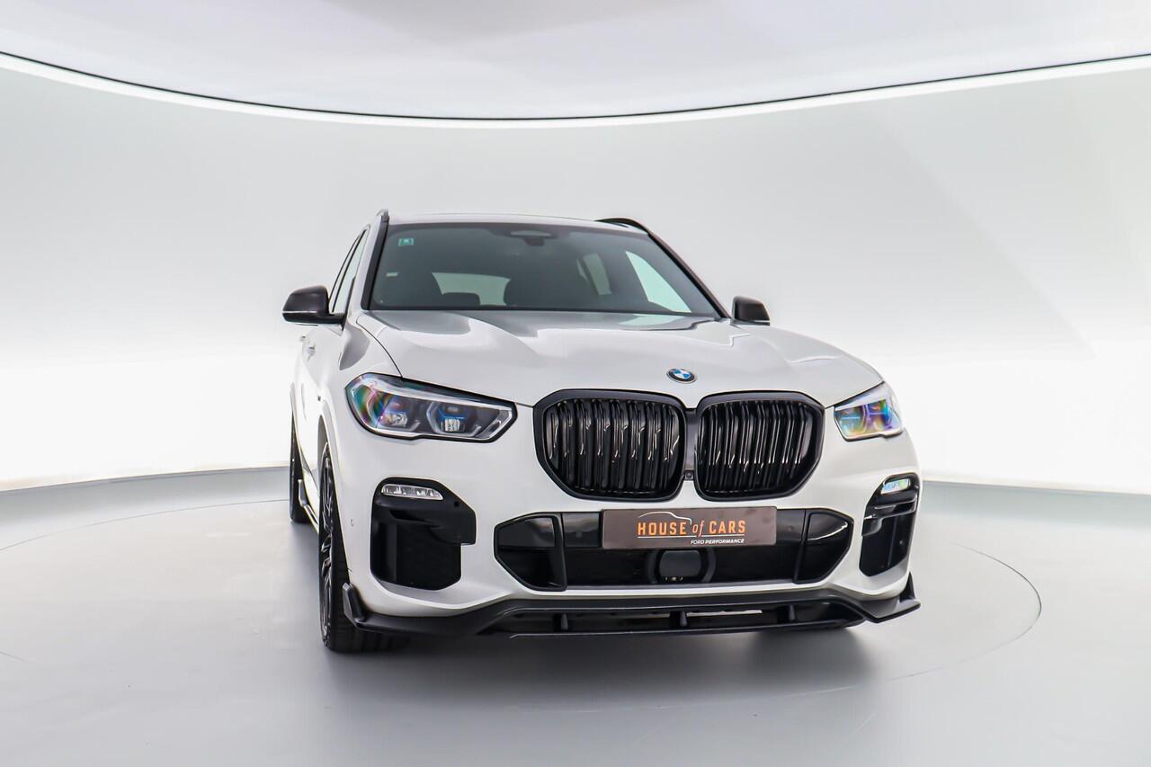 BMW X5 45e xDrive 394pk High Executive |splitterset|M-sportpakket|M-performance seats|schuif/kantel|Harman&Kardon|massage|Laser LED|memory|360 camera|diamond pook|HUD|carbon interieur|Apple Carplay|22" lichtmetalen velgen|