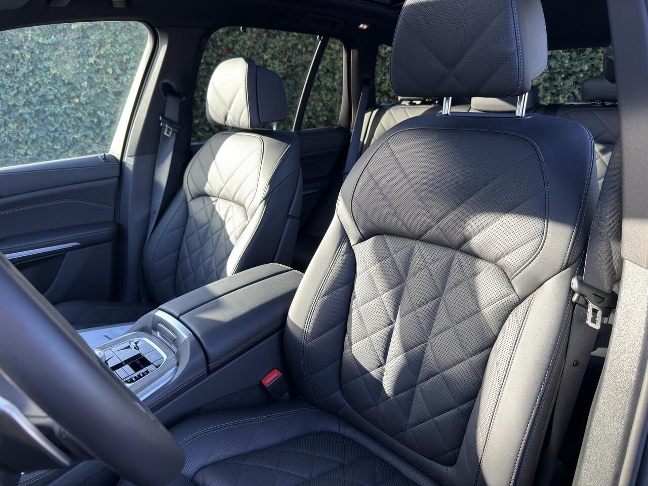 BMW X5 xDrive50e | M-Sport | 22" | Stoelverw. + ventilatie | Swarovski elementen | 360 cam | Comf. zetels | Trekhaak