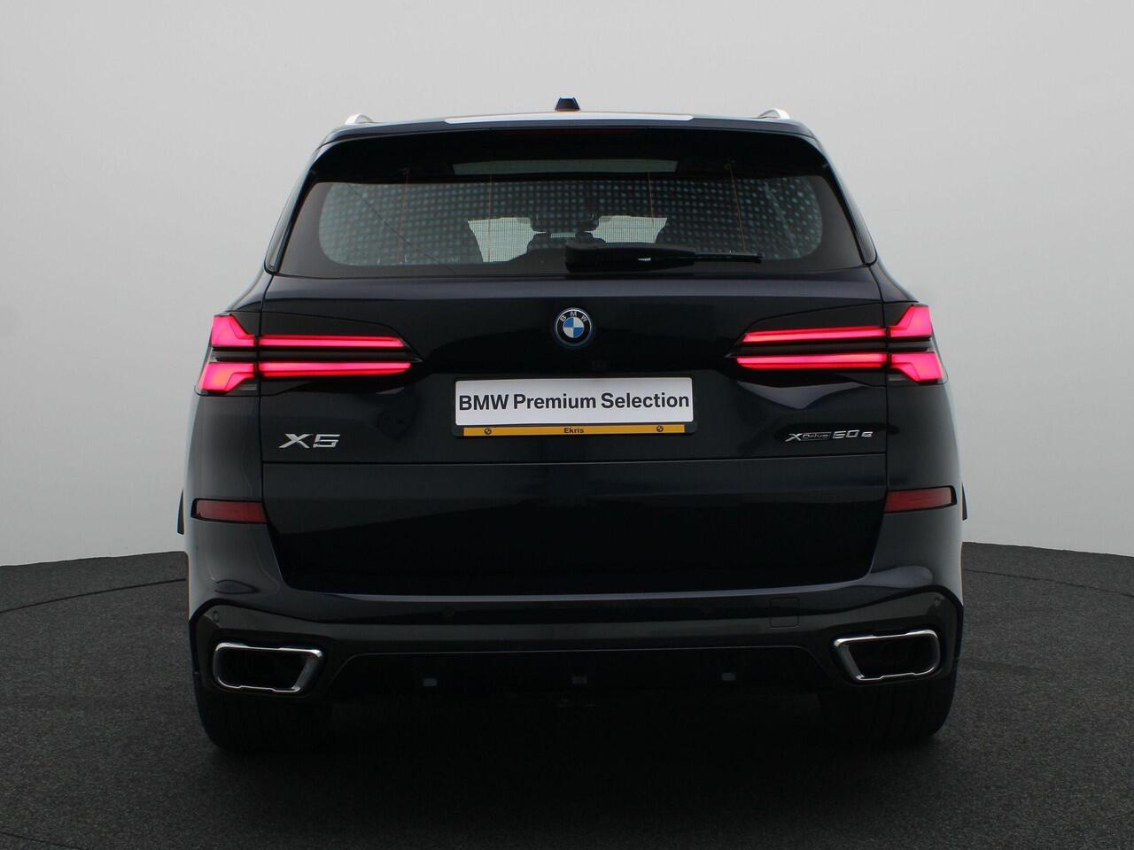 BMW X5 xDrive50e M Sportpakket | Innovation Pack | Travel Pack | Panoramadak | Driving Assistant | DAB | Harman Kardon | 21''