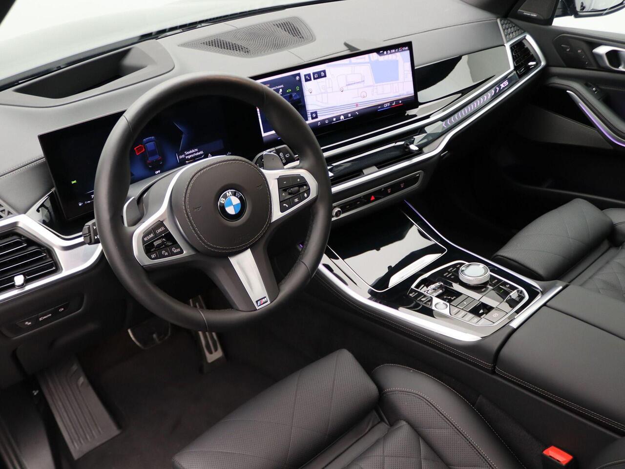 BMW X5 xDrive40d M Sportpakket | Trekhaak | Harman Kardon | Comfortstoelen | Panoramadak |