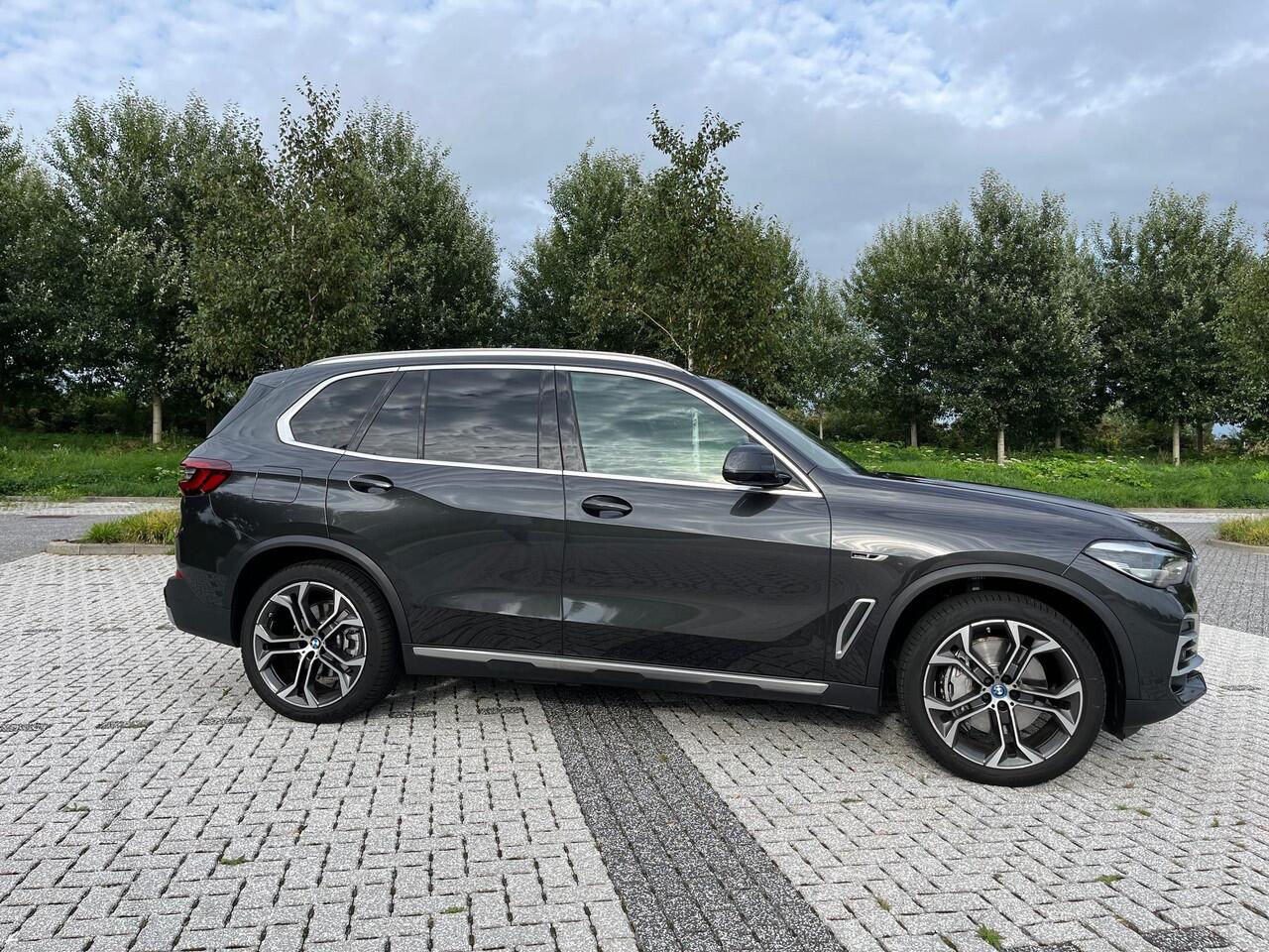 BMW X5 xDrive45e High Executive BTW Auto, Pano, HUD, Adaptive Cruise, Carplay,