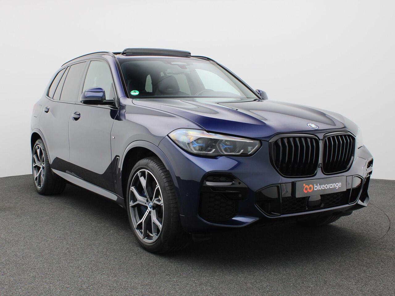 BMW X5 xDrive45e High Executive 394PK AUT8 M-Sport, Harman Kardon, Pano-Schuifdak, Luchtvering, Adaptieve Cruise Controle, Head-Up Display, Keyless, Memorystoelen, 360gr. Camera, 21" LM Velgen