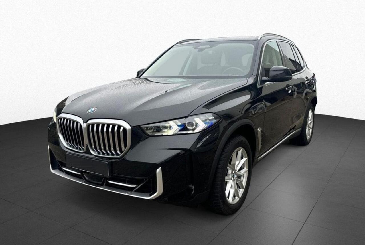 BMW X5 xDrive30d Grijs Kenteken ACC Panoramadak Trekhaak Head-Up Comfortstoelen Harman Kardon