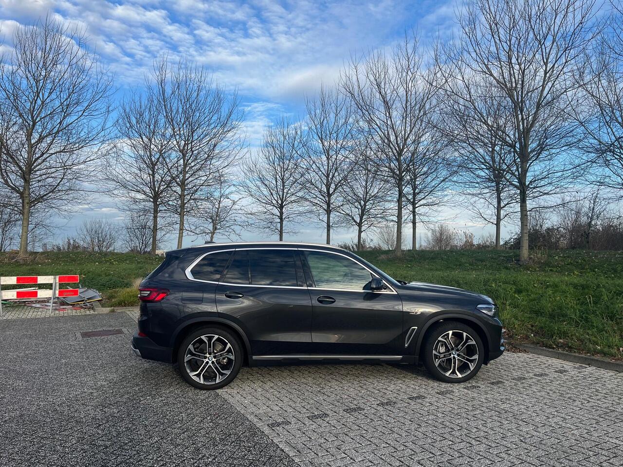 BMW X5 xDrive45e High Executive BTW Auto, Pano, HUD, Adaptive Cruise, Carplay,