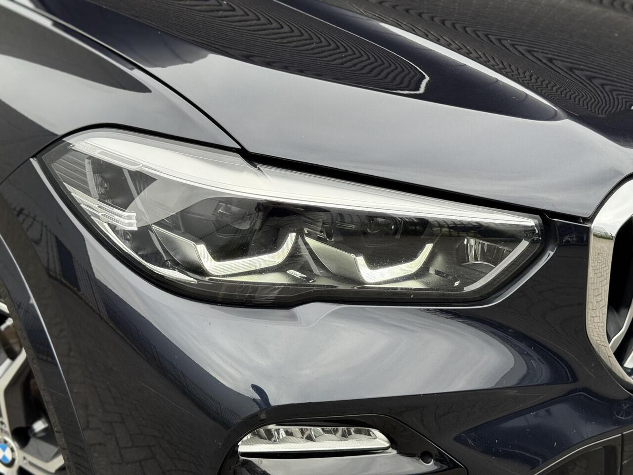 BMW X5 xDrive45e High Executive M Sport Pakket Automaat / Live Cockpit Professional / Panoramadak / Trekhaak / Comfortstoelen / Head-Up Display / Luchtvering / Driving Assistant Professional / Hifi / Stoelverwarming voor+achter /