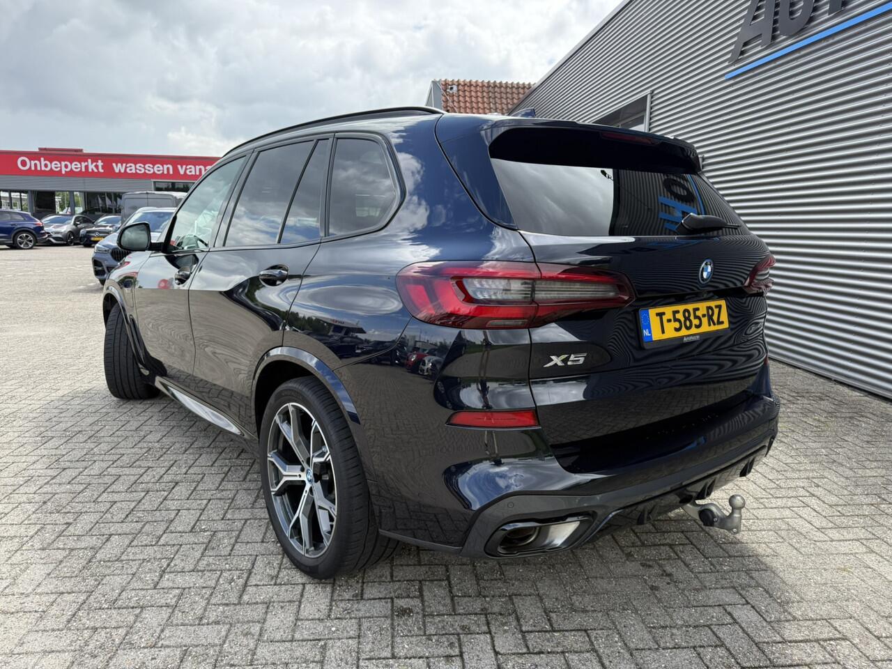 BMW X5 xDrive45e High Executive M Sport Laser Licht Head-Up Display Panoramadak Harman-Kardon Trekhaak Comfortzetels Innovatie-pakket Stoelventilatie Keyless Entry