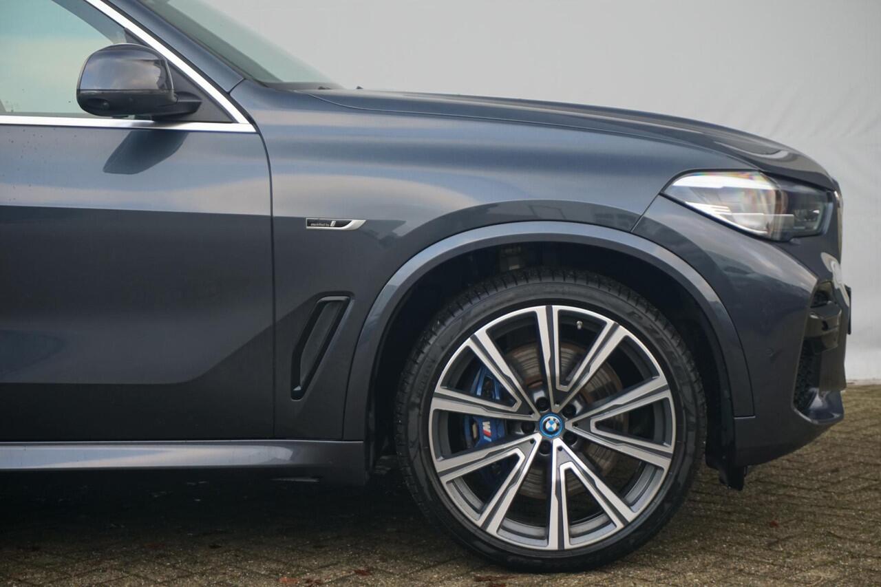 BMW X5 xDrive45e M Sport | Trekhaak / Comfortstoelen / Panoramadak / Head-up / Driving Assistant Professional / Luchtvering