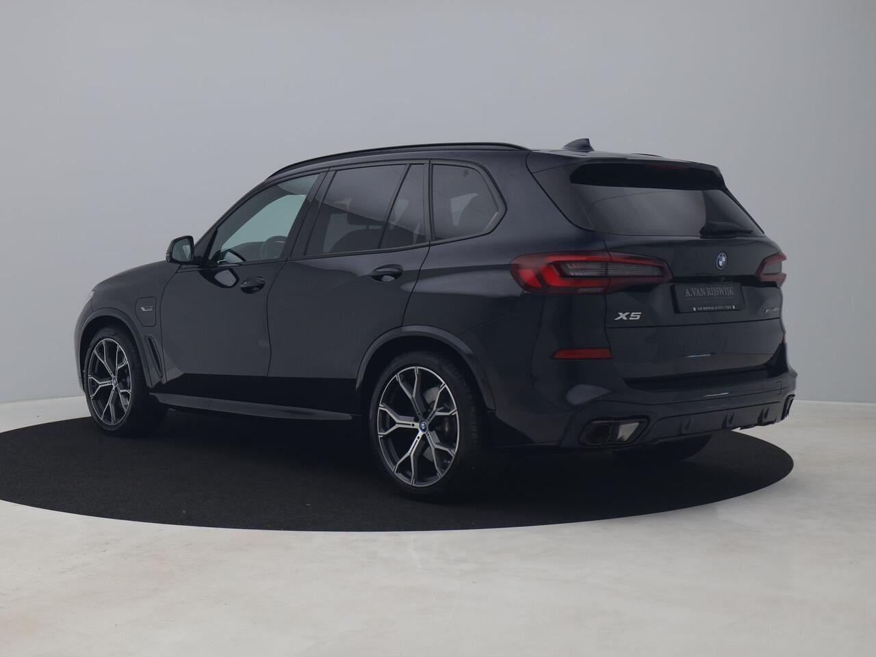 BMW X5 xDrive45e High Executive M-Sport | SKY LOUNGE | PANO | SOFT CLOSE | ADAPTIVE | H&K | LUCHTVERING | STOELVENT. | STOELVERW. | TREKHAAK