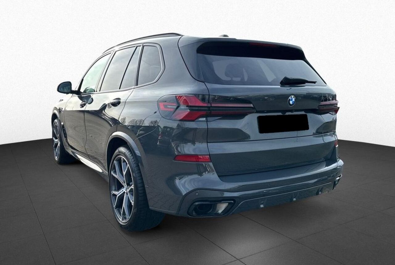 BMW X5 xDrive30d M-Sport ACC Panoramadak Head-Up 21 Inch Stoelkoeling Trekhaak