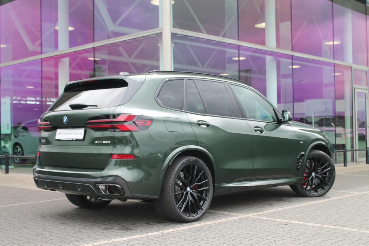BMW X5 xDrive50e High Executive M Sport Automaat / Panoramadak Sky Lounge / Trekhaak / Massagefunctie / Bowers & Wilkins / Parking Assistant Professional / Soft-Close / Active Steering
