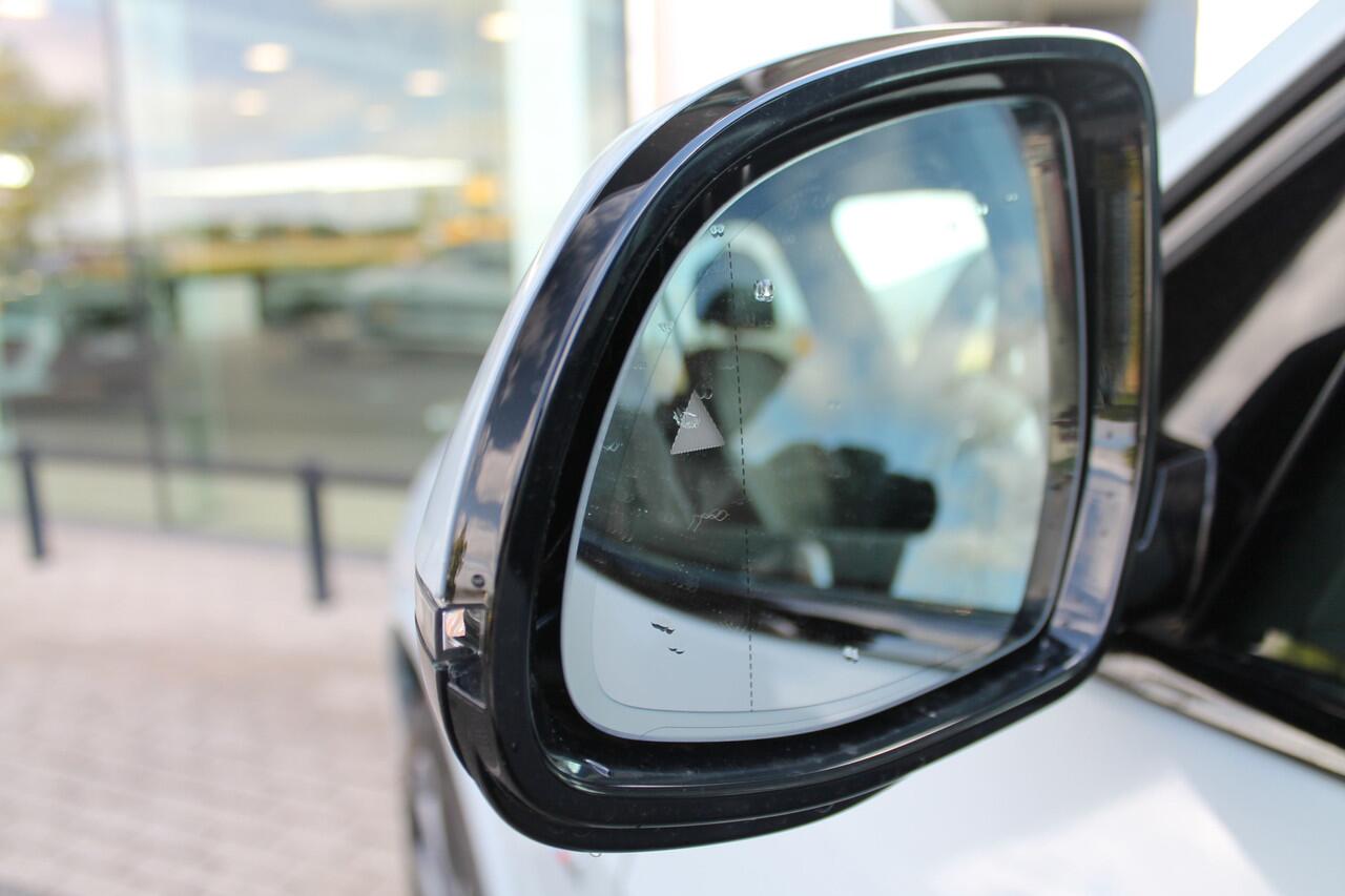 BMW X5 xDrive50e High Executive M Sport Automaat / Panoramadak Sky Lounge / Trekhaak / Soft-Close / Parking Assistant Professional / Adaptieve LED / Active Steering