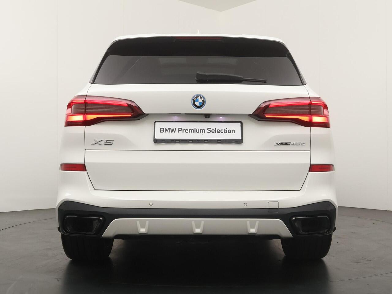 BMW X5 xDrive45e Executive M-Sportpakket | Glazen Panoramadak | Leder | Stoelverwarming voor én achter | Driving Assistant Professional | Head-Up Display | HiFi |