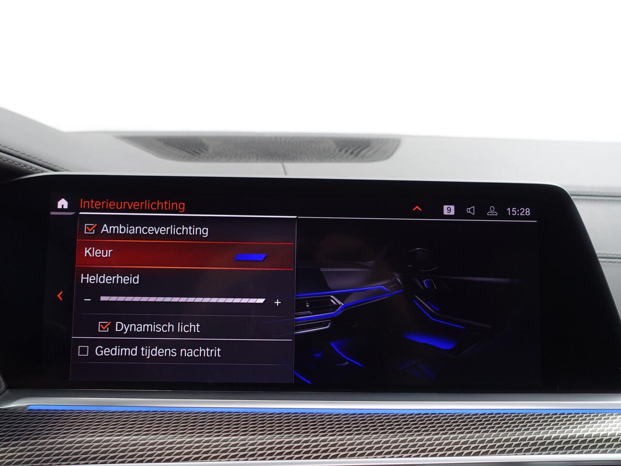 BMW X5 xDrive45e M Sport Shadowline Aut- Panoramadak, Memory Seats, Sfeerverlichting, Virtual Cockpit, Park Pilot, Xenon Led