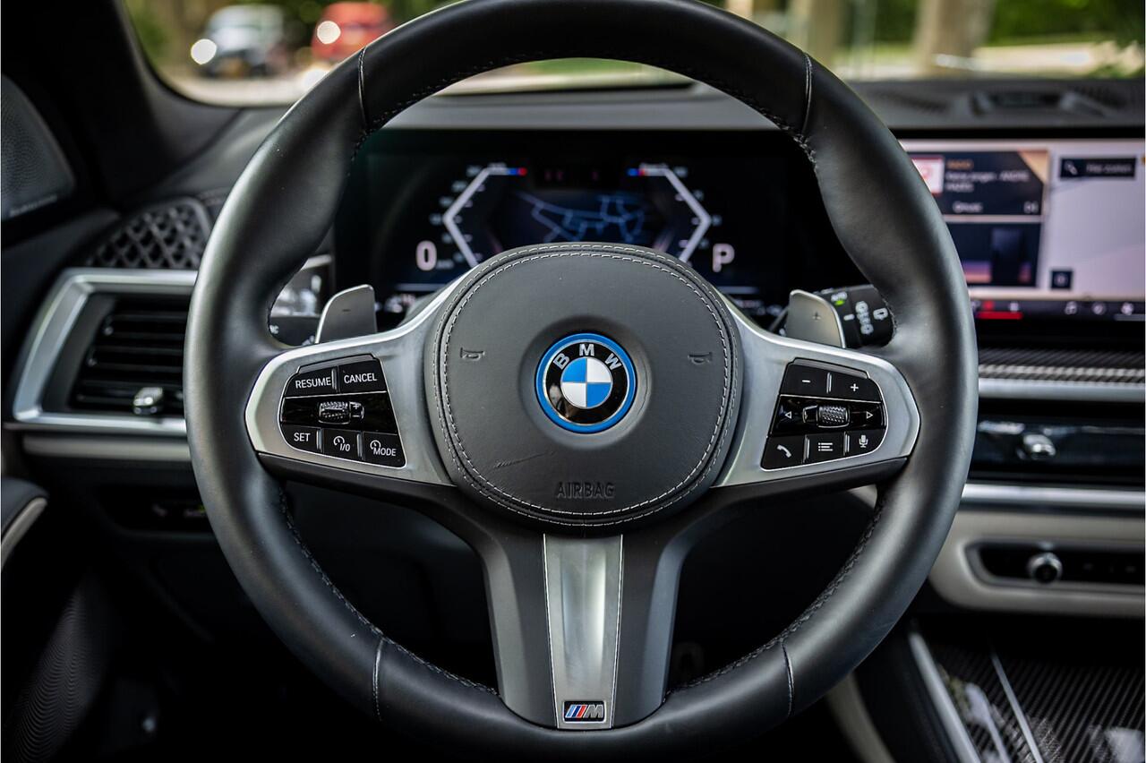 BMW X5 xDrive50e M Sport Pro Bowers & Wilkins Individual Vierwielbesturing Soft Close Carbon