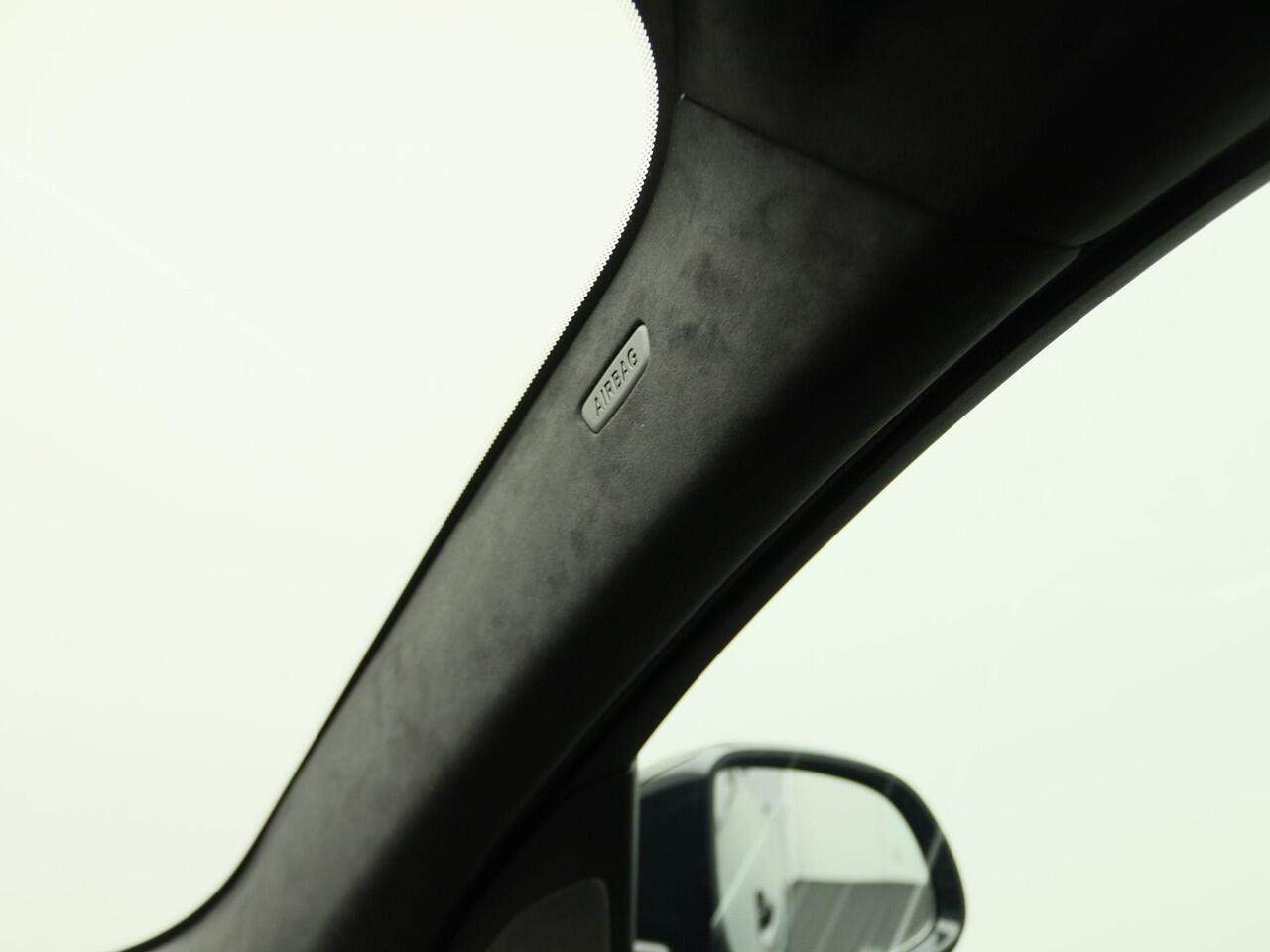 BMW X5 xDrive50e M Sportpakket Pro | Travel Pack | Innovation Pack | Comfort Plus Pack | Exclusive Pack | Integral Active Steering | Soft Close | Trekhaak | Glazen Panoramadak Sky Lounge | M Multifunctionele voorstoelen | Driving Assistant | Harman Kardon | 22'