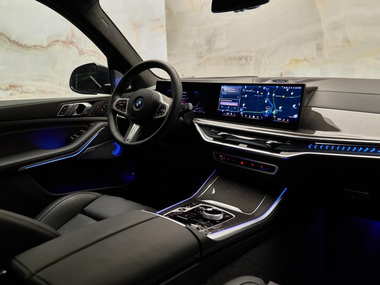 BMW X5 xDrive50e M Sport Pro, M stoelen, 4-wielbest., B&W, massage, CraftedClarity, pano, Merino, memory, 22", HUD, tr.haak, privacy