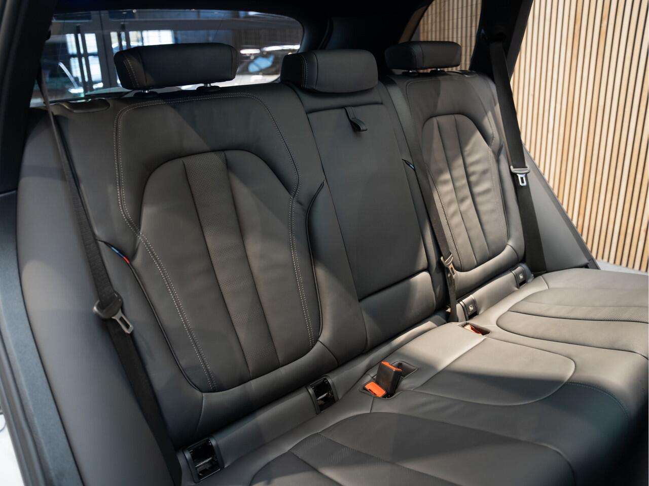 BMW X5 xDrive45e M-sport Pakket xDrive45e Pano Leder