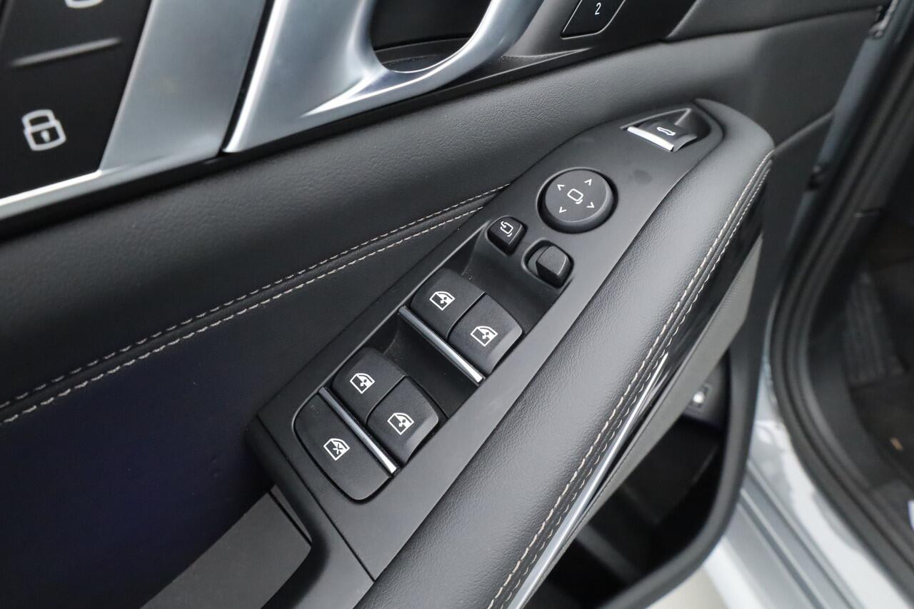 BMW X5 xDrive50e M Sport Pro | Iconic Glow | | Pano | Soft Close | HUD | Luchtvering | Harman Kardon | Elek. Trekhaak |