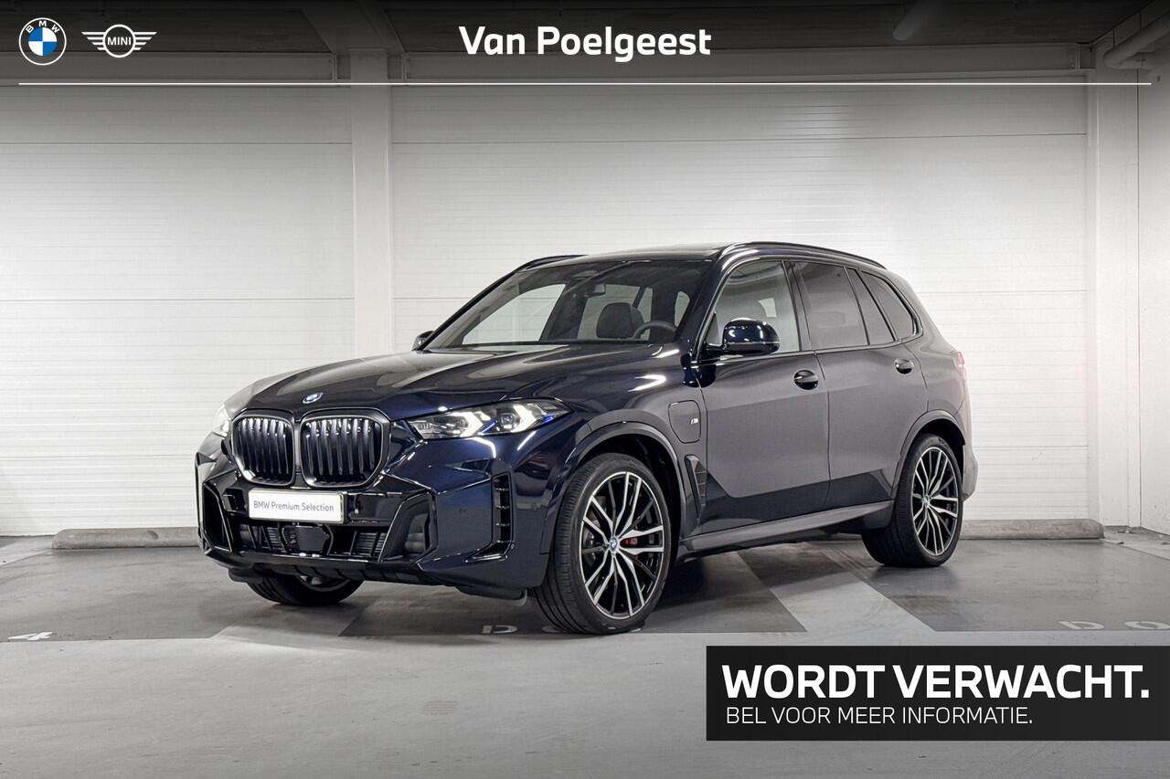 BMW X5 xDrive50e | M-Sport Pro | Travel Pack | Comfort Plus Pack | Driving Assistant | Harman/Kardon | Panoramadak | Soft-Close Portieren | Comfort Access | Trekhaak | Selections