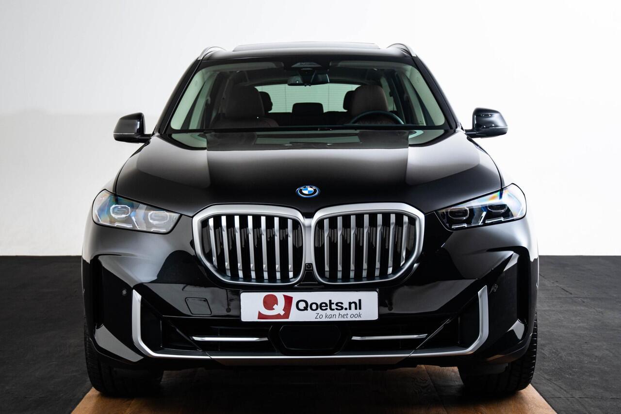 BMW X5 xDrive50e Trekhaak - Panoramadak - Parking/Driving Assistant - Active Protection - Soft Close - Ambiance verlichting - Comfort Access - Getinte/Geluiddempende Ruiten - Warmte Comfort Pack - Comfortstoelen -