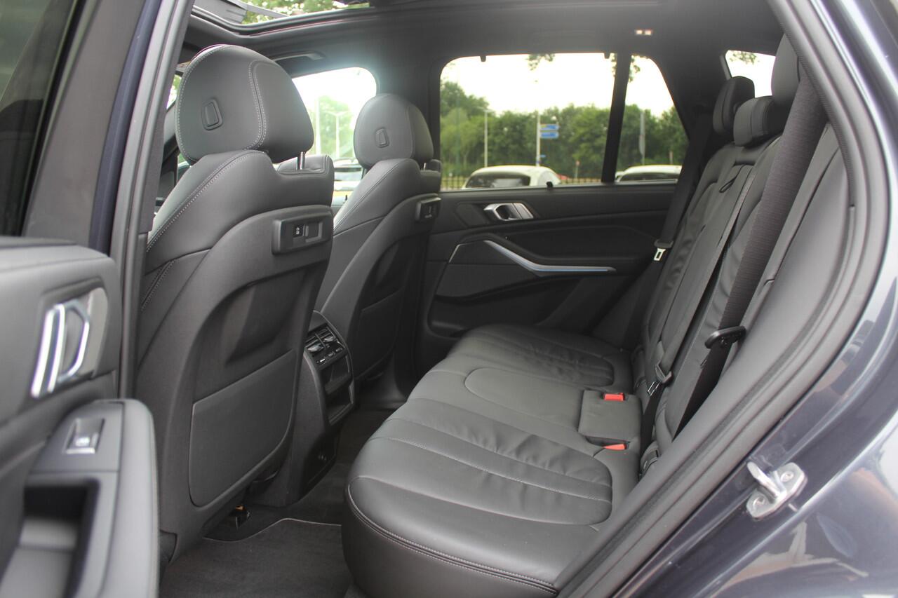 BMW X5 xDrive45e High Exe. M Sport / Panoramadak / 360Camera / Head-up / 22'' / Swarovski / Laser LED / Leder / Harman Kardon / DAB / ACC / Getint glas