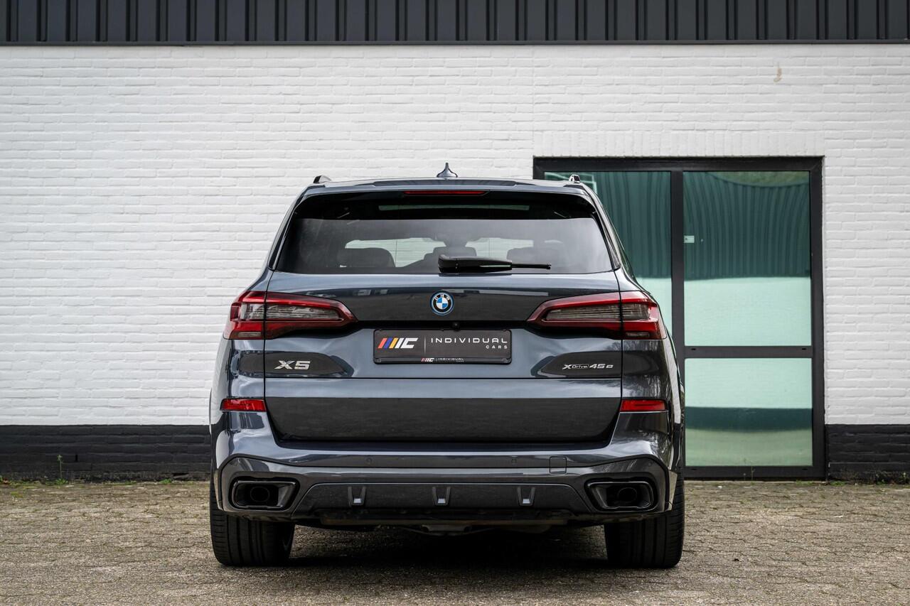 BMW X5 xDrive45e M-Sport 4-Wielsturing Individual B&W