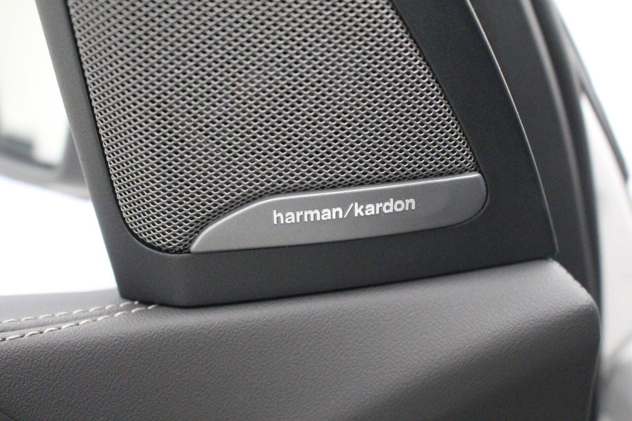 BMW X5 xDrive50e M-Sport | Panorama | 21" | Soft Close | Trekhaak | Comfortzetels met Ventilatie | Harman Kardon | Luchtvering v+a