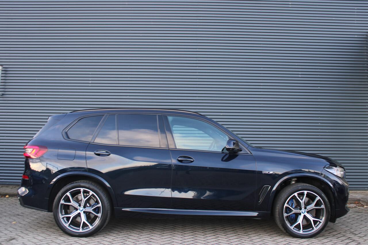 BMW X5 xDrive45e M-Sport Laser PanodakStoelventilatie incl. Massage Head-Up Adaptive-Cruis Meesturende-achteras