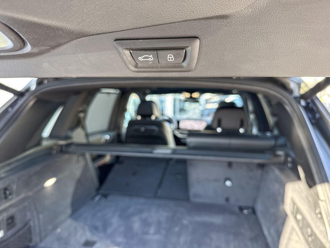 BMW X5 xDrive50e M-Sport Glazen Schuifdak / Massage / Stoelventilatie / Soft Close / Harman Kardon / Head-Up / 22 Inch / Trekhaak wegklapbaar