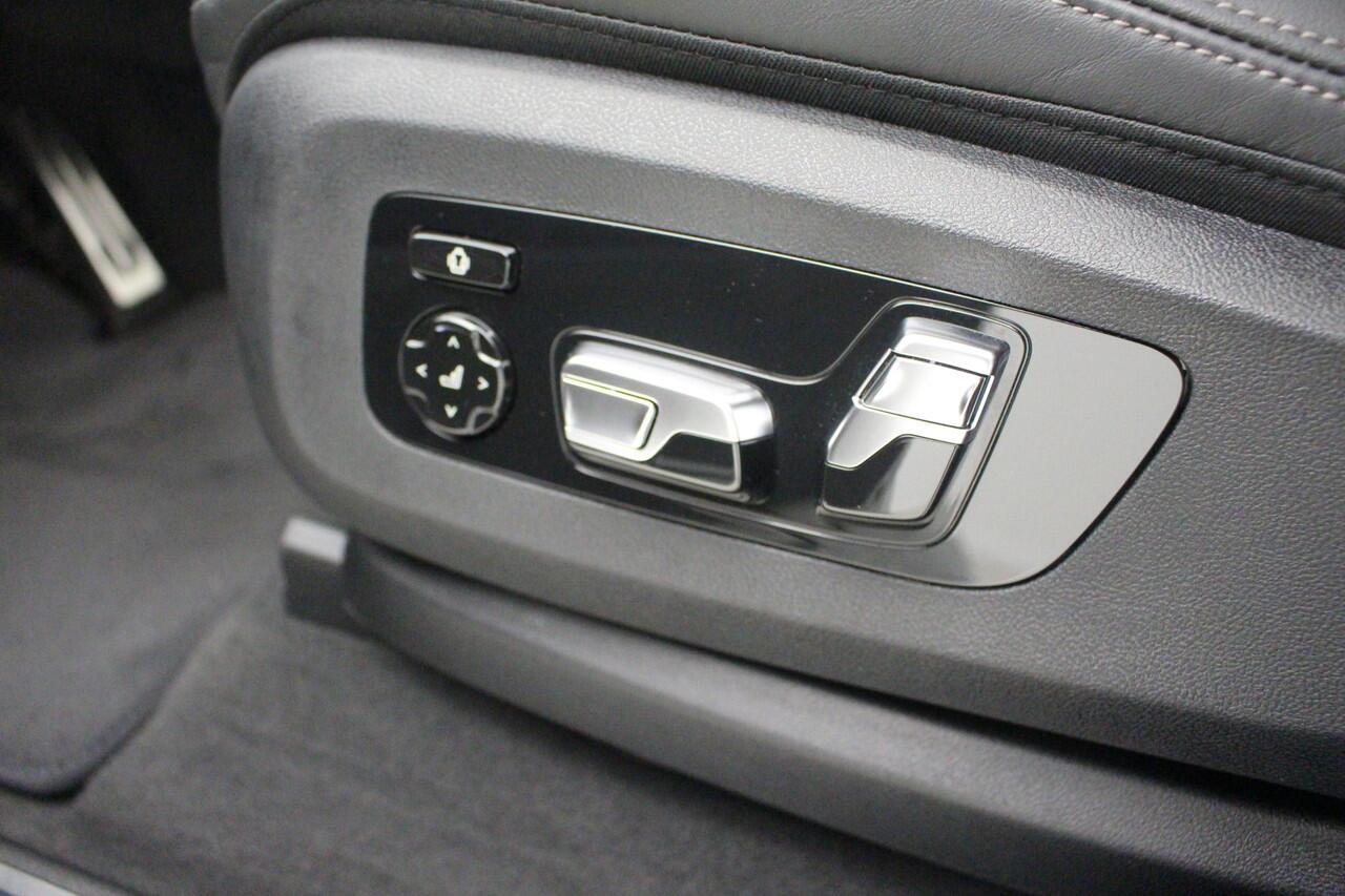 BMW X5 xDrive50e M-Sport | Panorama | 21" | Soft Close | Trekhaak | Comfortzetels met Ventilatie | Harman Kardon | Luchtvering v+a