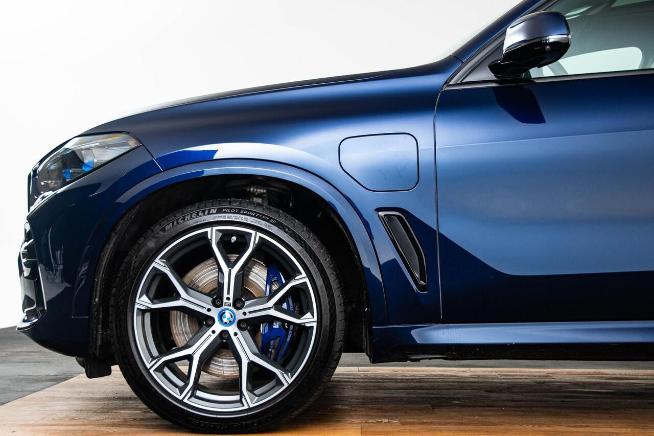 BMW X5 xDrive45e High Executive M Sport - Panoramadak - Trekhaak - Warmte Comfort Pack - Comfortstoelen - Getinte Ruiten - Akoestische ramen - Comfort Access - Driving Assistant Professional - Head up -