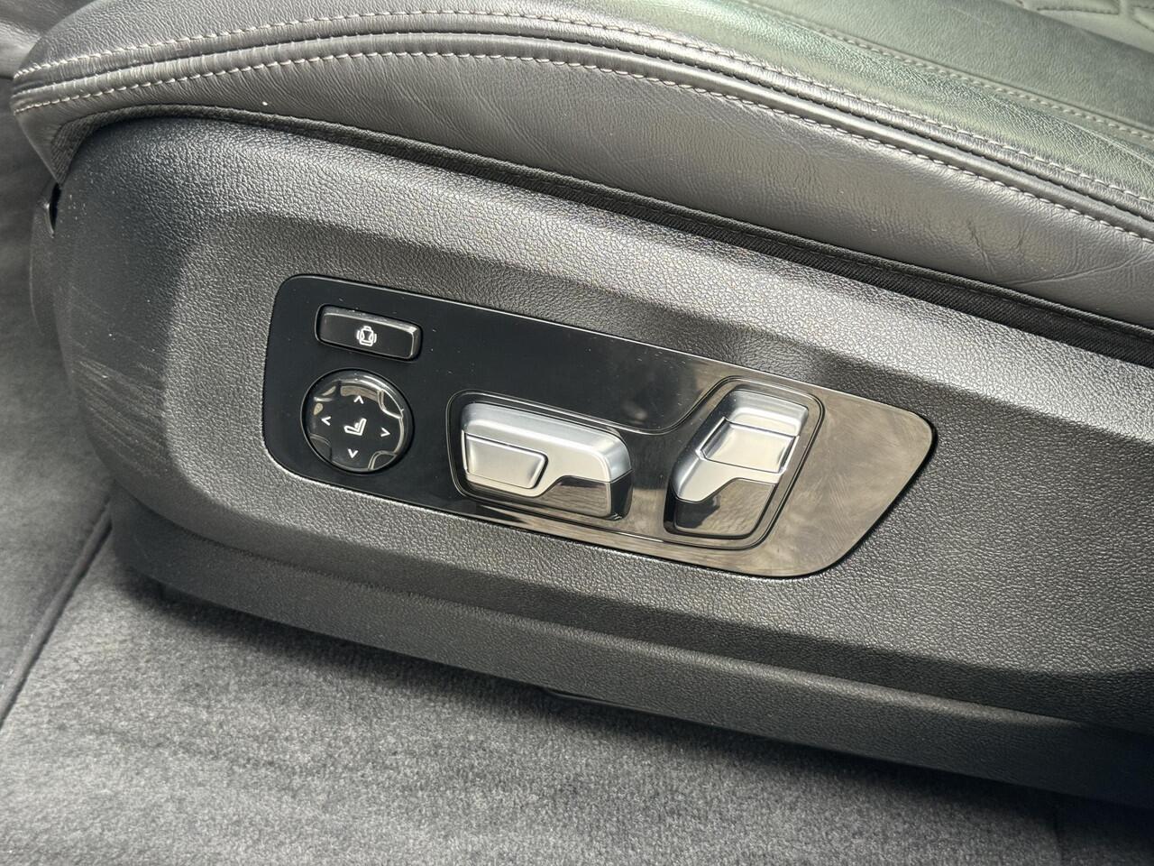 BMW X5 xDrive45e High Executive M Sport Pakket Automaat / Live Cockpit Professional / Panoramadak / Trekhaak / Comfortstoelen / Head-Up Display / Luchtvering / Driving Assistant Professional / Hifi / Stoelverwarming voor+achter /