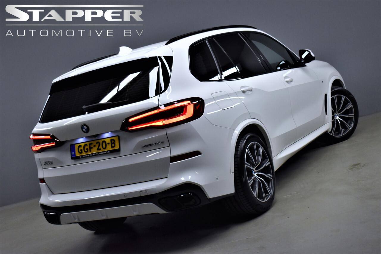 BMW X5 xDrive45e 399pk 6-Cil. Automaat M-Sport Pano/Trekhaak/H.Kardon/Virtual/Carplay/Head-Up/Cameras/Luchtvering