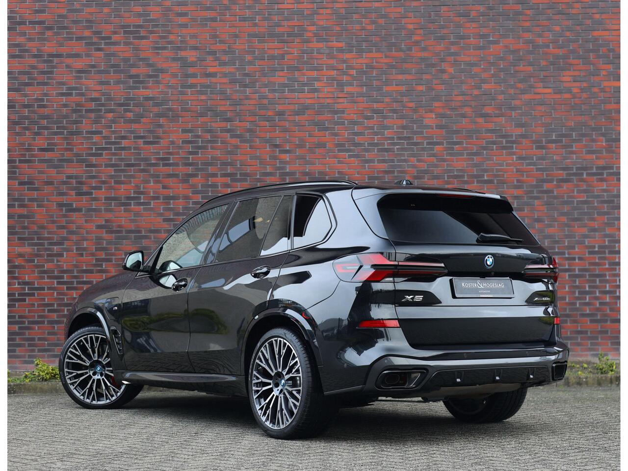 BMW X5 50e xDrive | Tartufo - Pano - Trekhaak - HUD