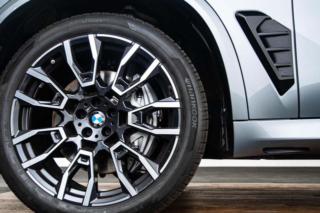 BMW X5 xDrive50e M Sport - Trekhaak - Panoramadak - Warmte Comfort Pack - Comfortstoelen - Travel en Comfort systeem - Comfort Access - Soft Close - Parking/Driving Assistant Professional - Harman Kardon -