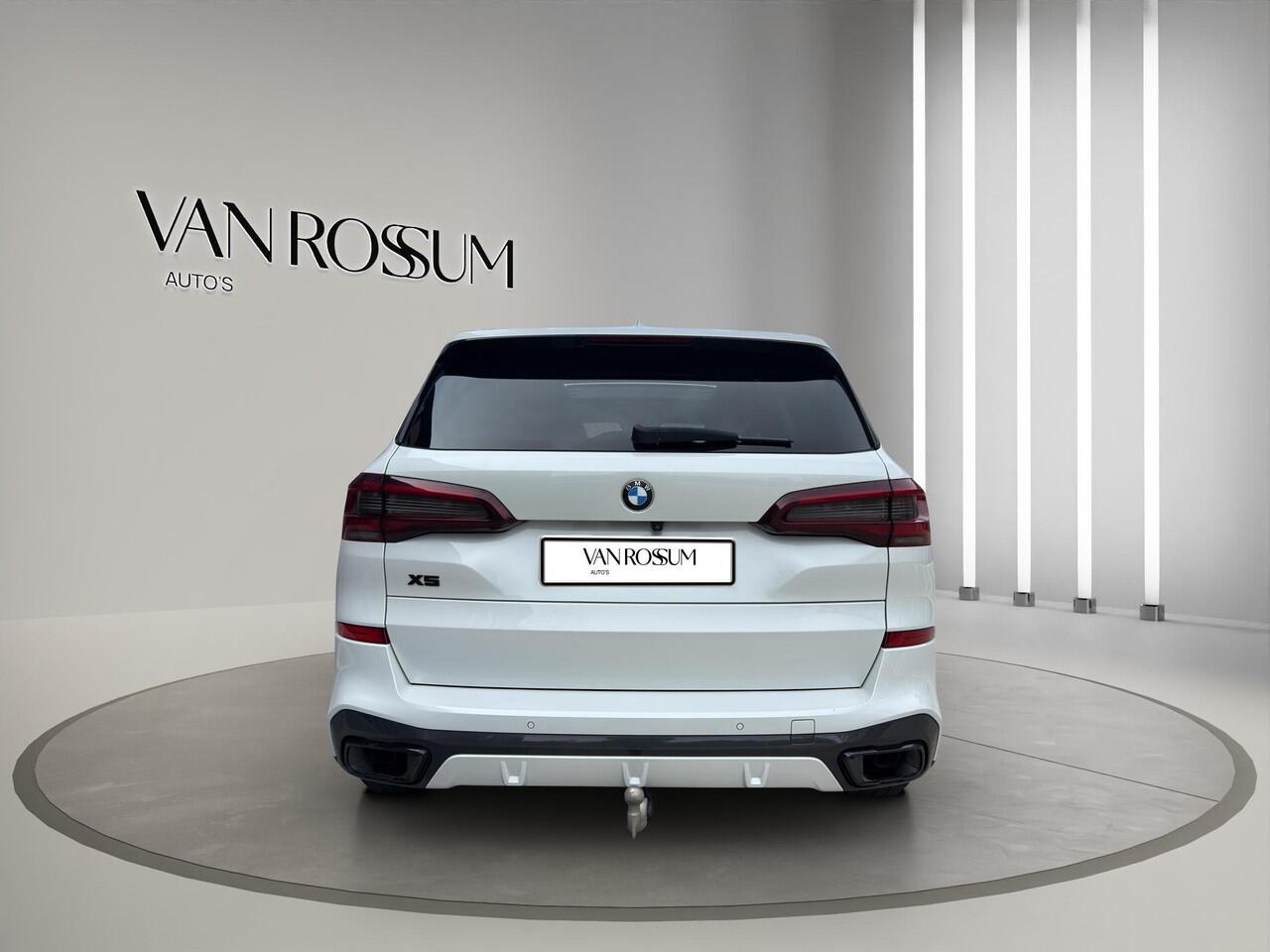 BMW X5 xDrive45e M Sport | M sport stoelen Sky lounge Laser | Van ¤ 64.950 / Voor ¤ 57.995