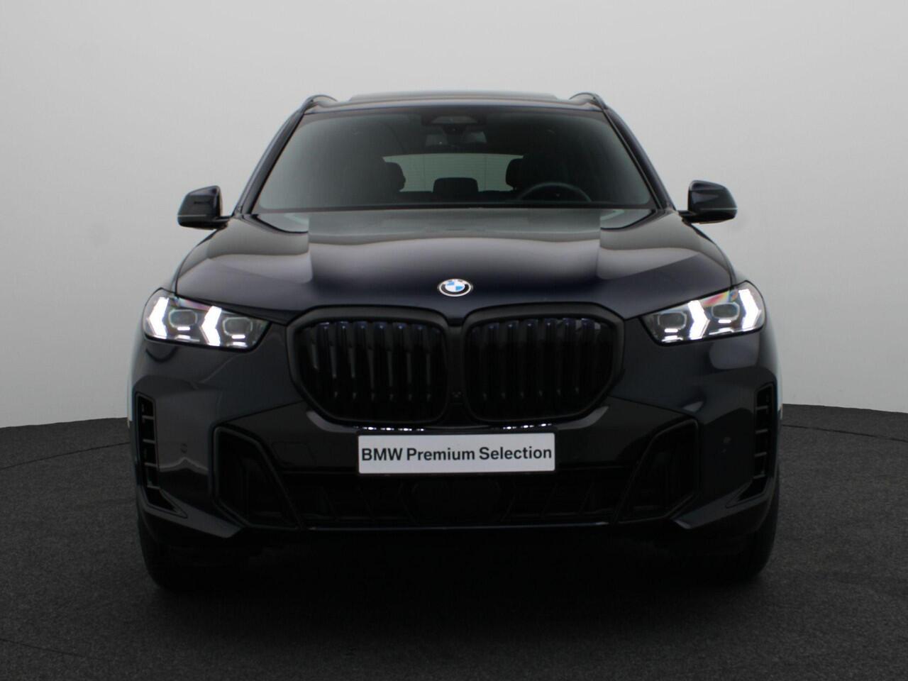 BMW X5 xDrive40d M Sportpakket | Trekhaak | Harman Kardon | Comfortstoelen | Panoramadak |