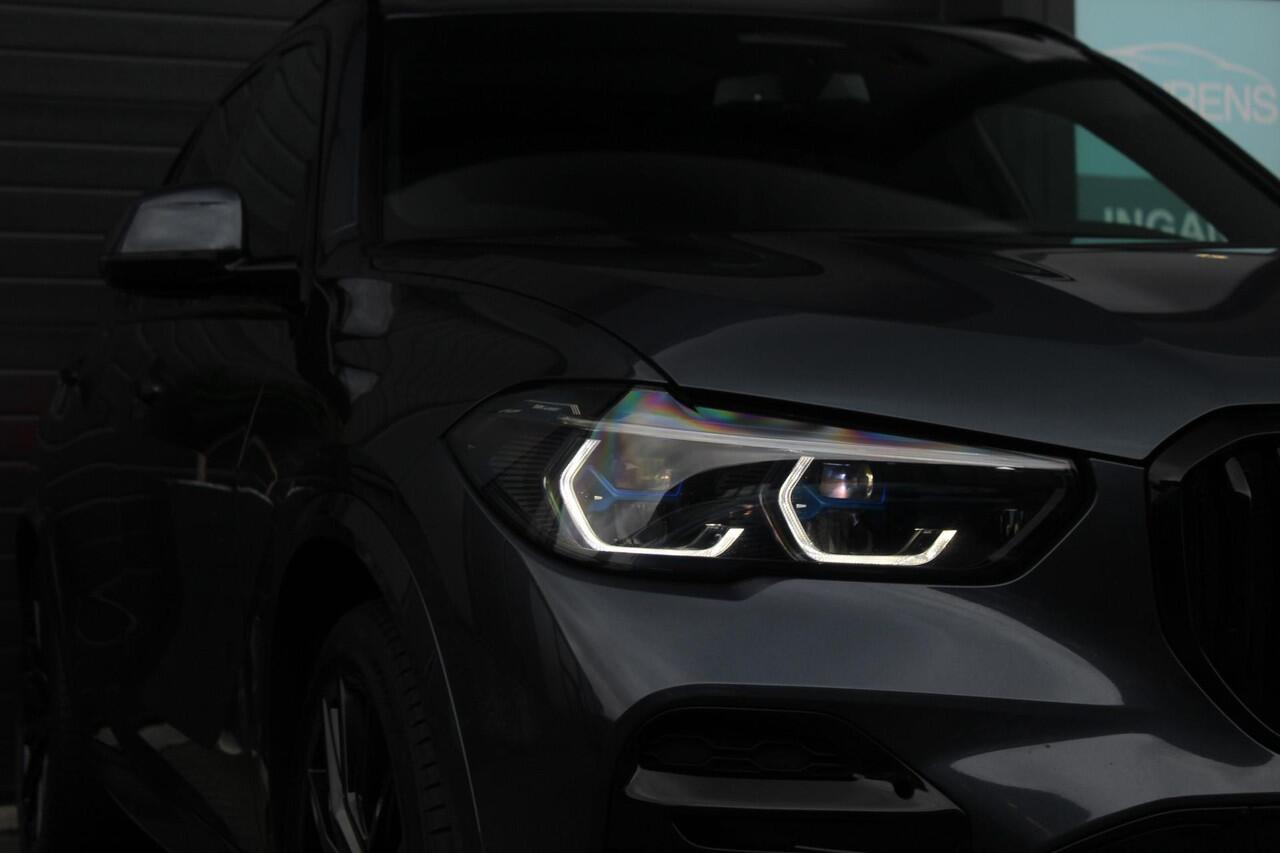 BMW X5 xDrive45e M-sport | Sky lounge | Stoelk. | Trekh. | 360 | Achteras besturing | Nieuwe banden achter