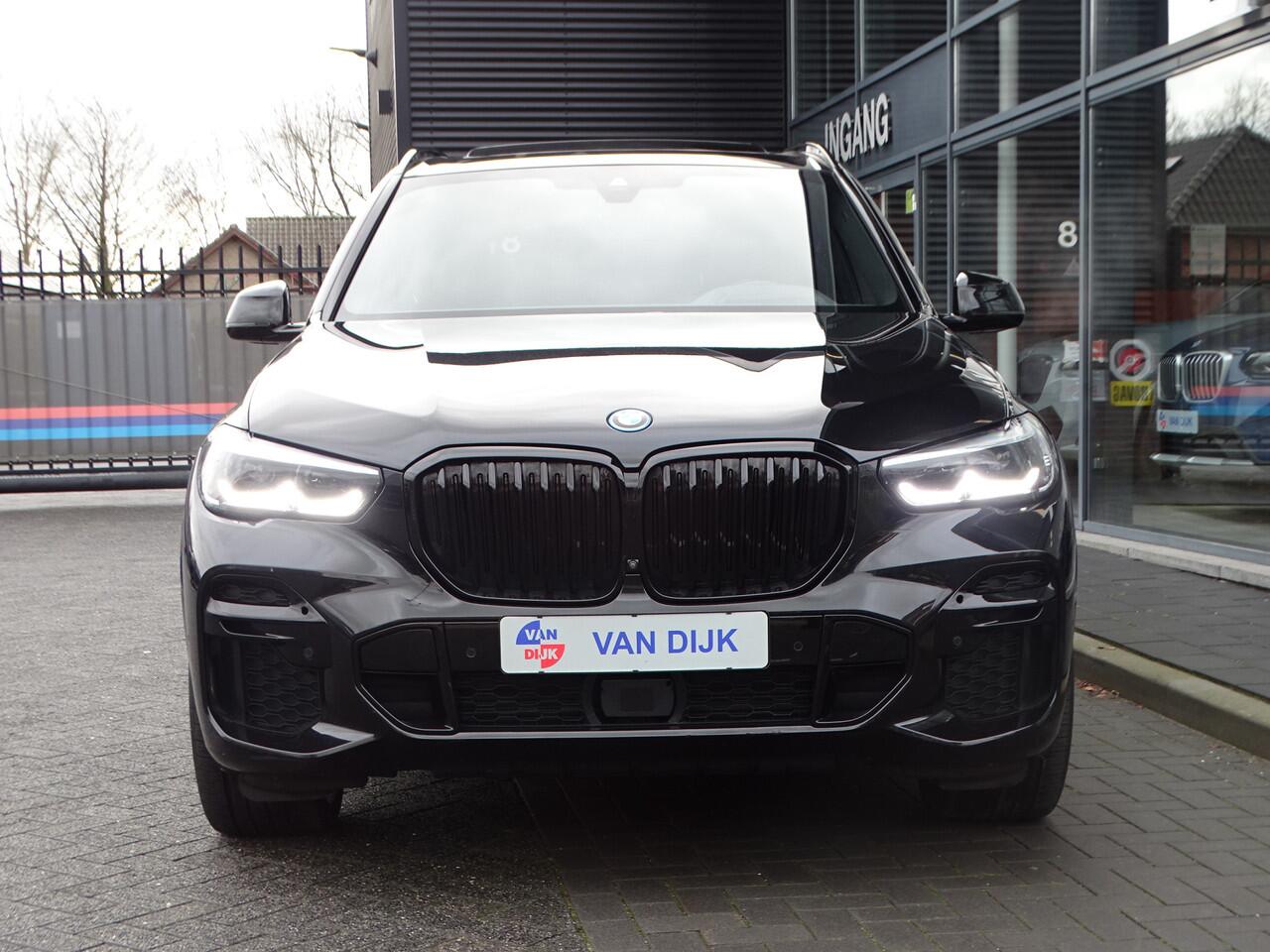 BMW X5 xDrive45e M Sport Pano.dak 360 Camera Ada.Led Head-Up HiFi Driv.Ass Park Plus 22''Lm Velgen