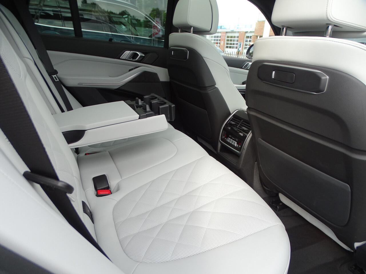 BMW X5 xDrive50e M Sportpakket Pano.Dak Elek.Trekhaak Harman-Kardon Driv.Ass.Pro. Innovation-Travel-Comfort Pakket 21"LM Velgen