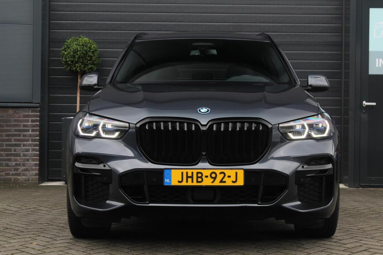 BMW X5 xDrive45e M-sport | Sky lounge | Stoelk. | Trekh. | 360 | Achteras besturing | Nieuwe banden achter