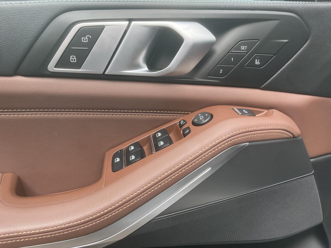 BMW X5 xDrive40i High Executive M-Sport , Leer , HUD