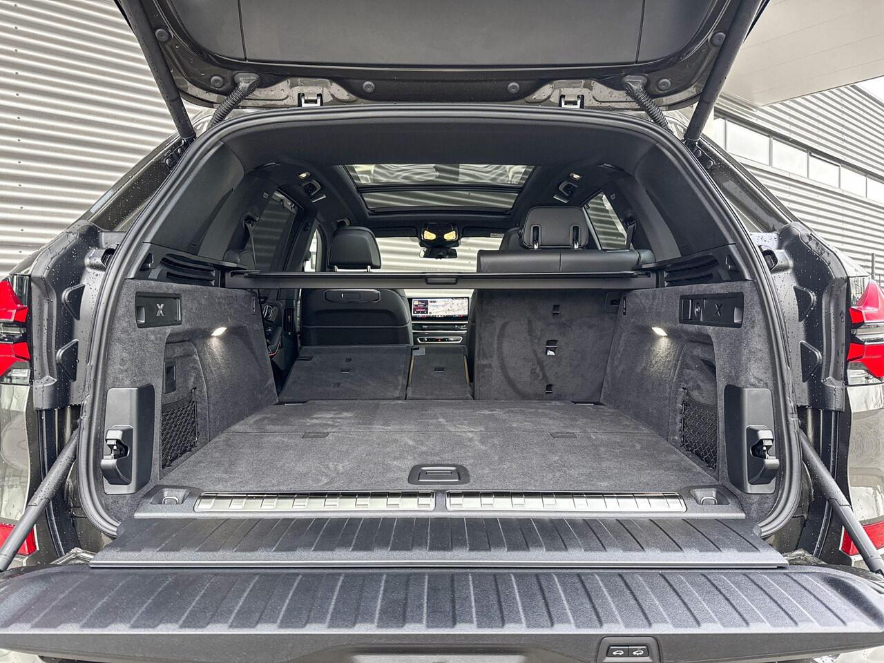 BMW X5 xDrive50e / M Sportpakket Pro / Trekhaak / Achterasbesturing / Travel Pack