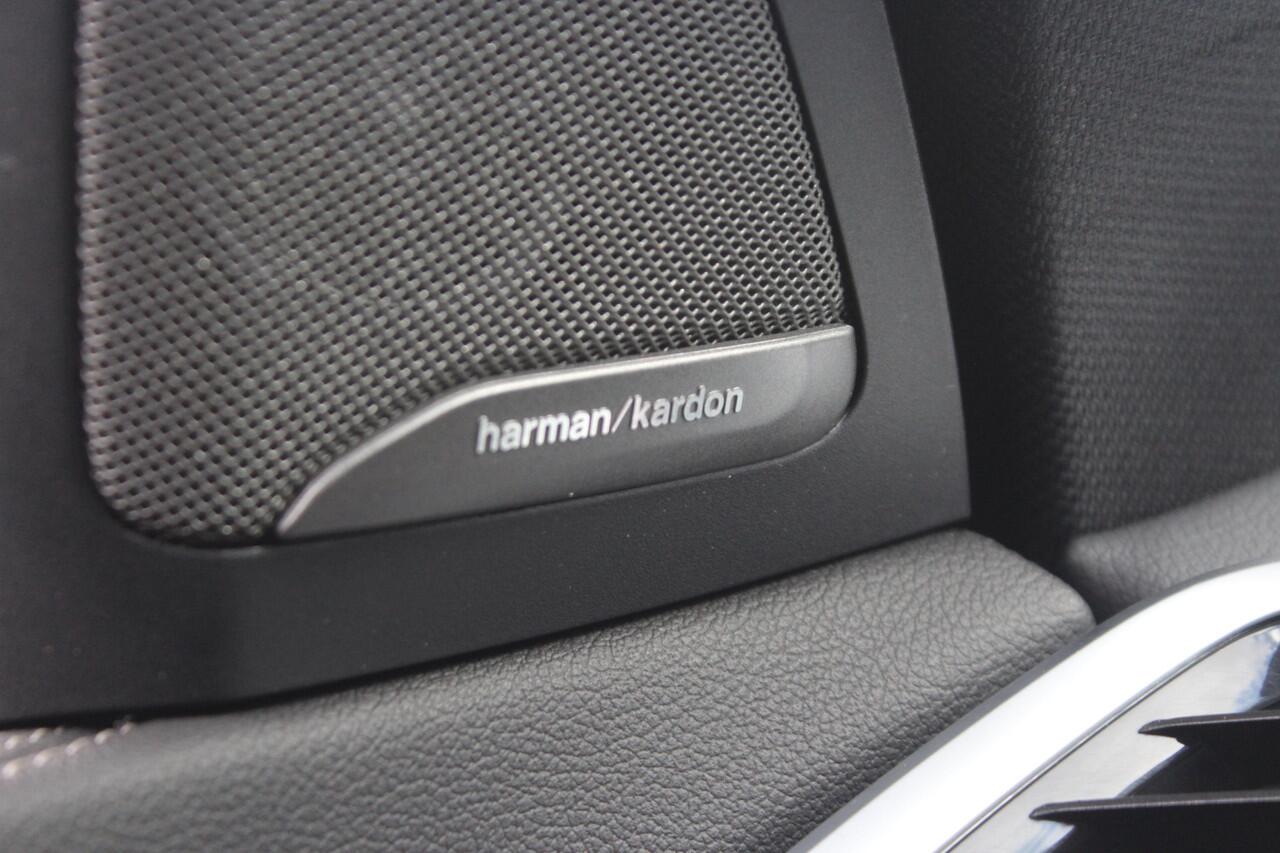 BMW X5 xDrive45e - M SPORT - LUCHTVERING - PANODAK - HEAD UP - SOFTCLOSE - LASER - H&K -