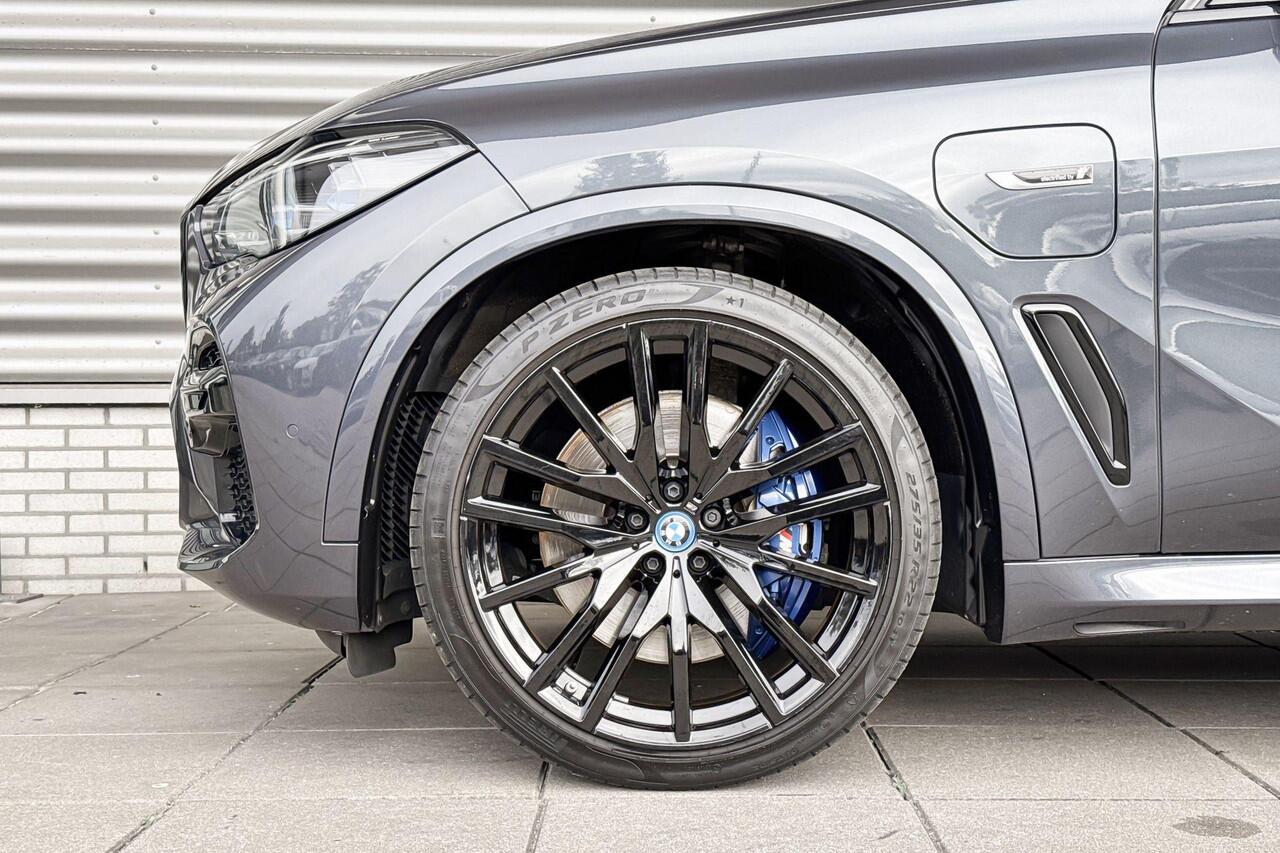 BMW X5 xDrive45e High Executive / M Sportpakket / Safety Pack / CoPilot Pack / Trekhaak / Sky Lounge / 22 inch / Stoelventilatie / CraftedClarity