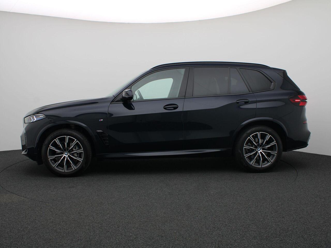BMW X5 xDrive40d M Sportpakket | Trekhaak | Harman Kardon | Comfortstoelen | Panoramadak |