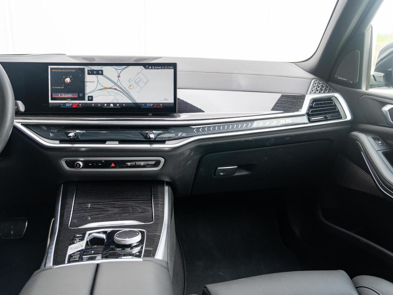 BMW X5 xDrive50e | M Sportpakket | Innovation Pack | Luchtvering | Comfort Access | Soft-Close | Panoramadak | Stoelverwarming | Harman Kardon | Trekhaak