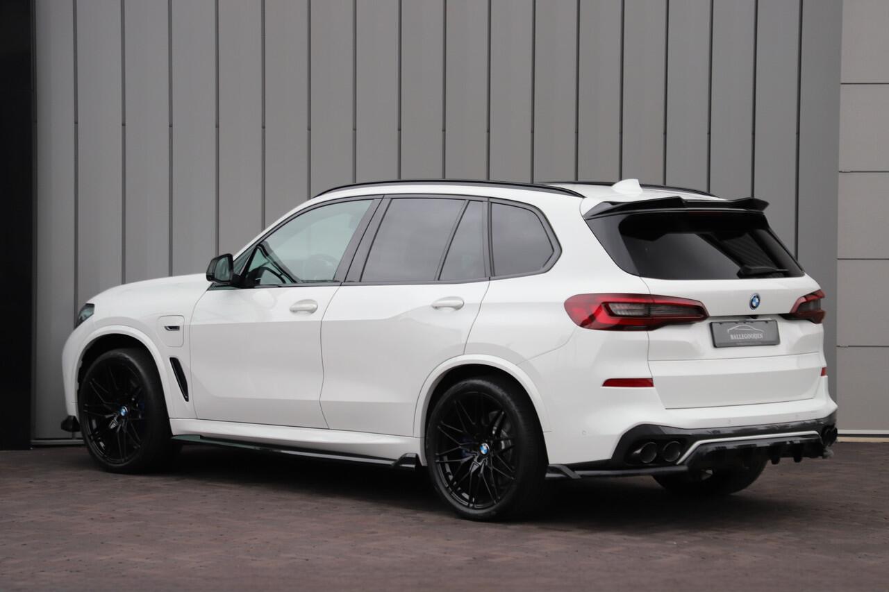 BMW X5 xDrive45e M | 394PK | Luchtvering | Head-up | Massage | M-Stoelen | Sfeerverlichting | Keyless-go | Stoelkoeling | Trekhaak | 2021.